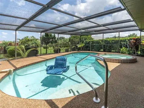301 Thorn Hill Place Sun City Center FL 33573