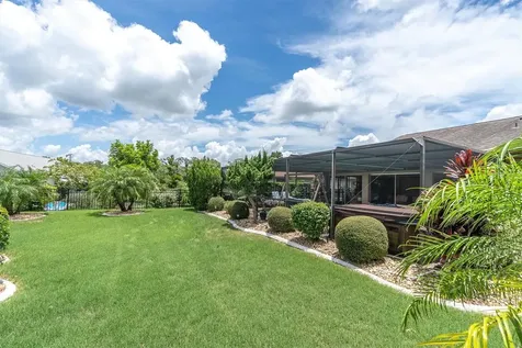 301 Thorn Hill Place Sun City Center FL 33573