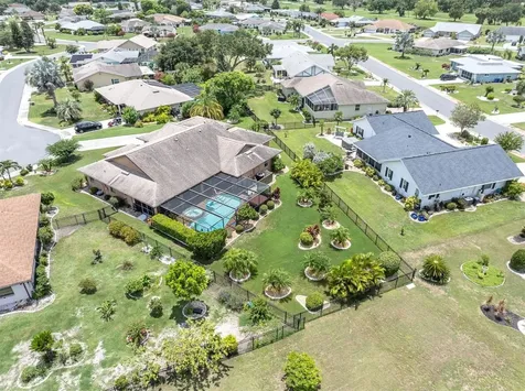 301 Thorn Hill Place Sun City Center FL 33573