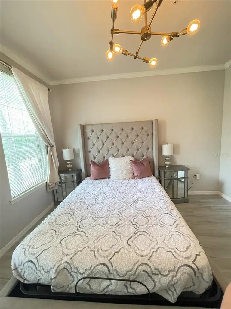 4221 W Spruce Street Tampa FL 33607