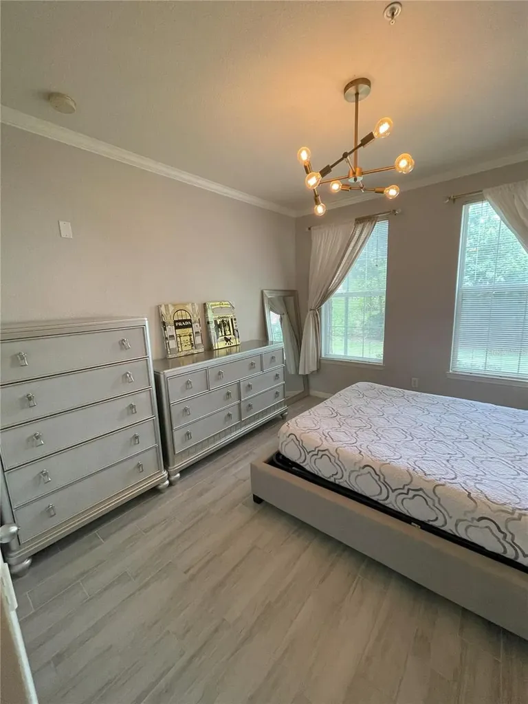 4221 W Spruce Street Tampa FL 33607