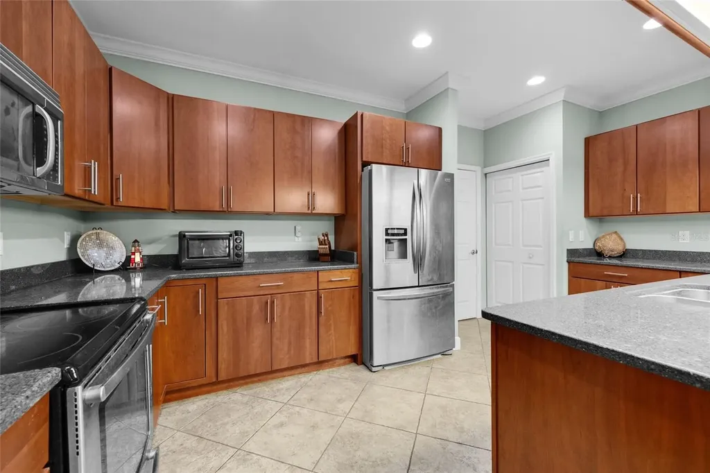 12769 NW 11th Place Newberry FL 32669
