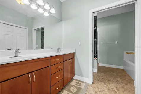 12769 NW 11th Place Newberry FL 32669