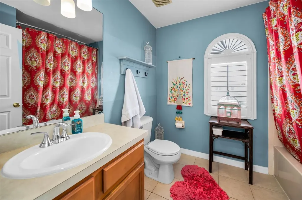 1033 Bella Vista Drive NE St Petersburg FL 33702
