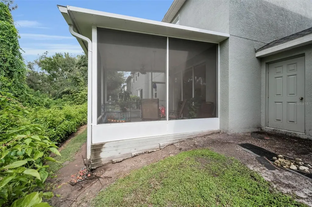 1033 Bella Vista Drive NE St Petersburg FL 33702
