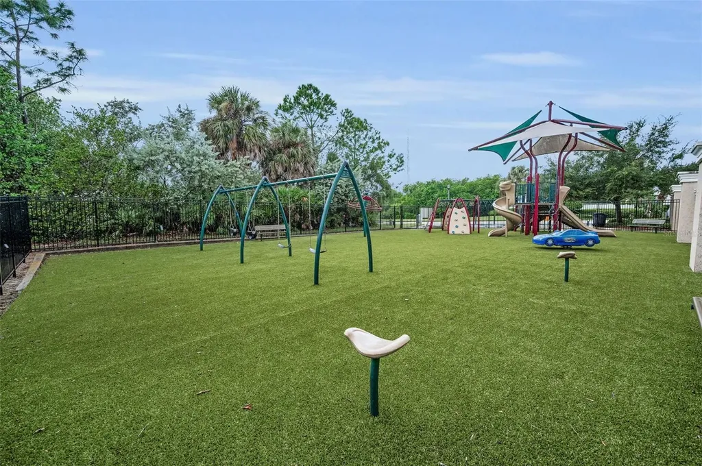 1033 Bella Vista Drive NE St Petersburg FL 33702