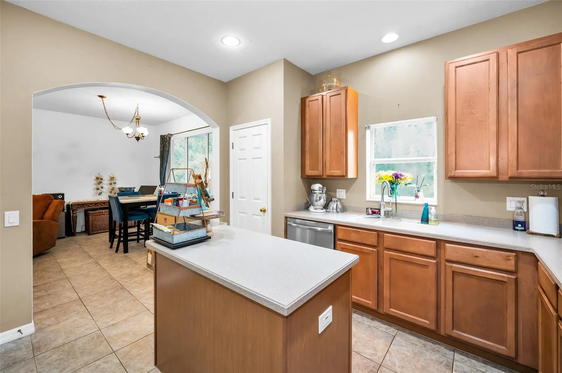 1033 Bella Vista Drive NE St Petersburg FL 33702