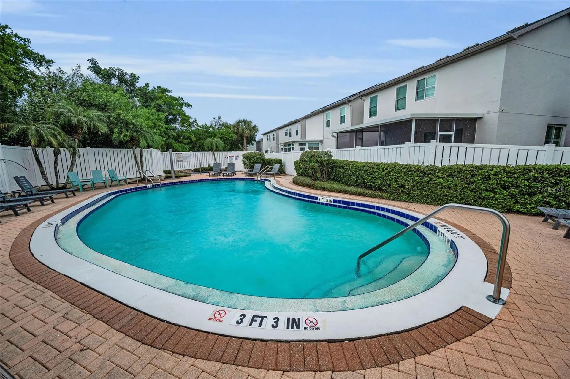 1033 Bella Vista Drive NE St Petersburg FL 33702