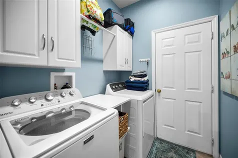 1033 Bella Vista Drive NE St Petersburg FL 33702