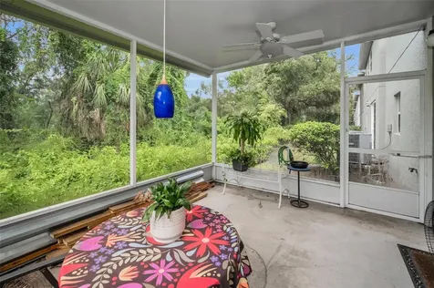 1033 Bella Vista Drive NE St Petersburg FL 33702