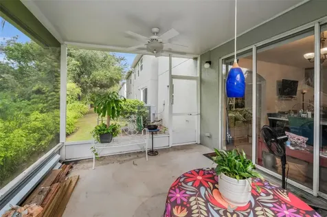 1033 Bella Vista Drive NE St Petersburg FL 33702
