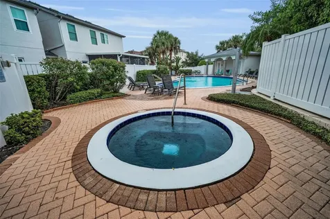 1033 Bella Vista Drive NE St Petersburg FL 33702