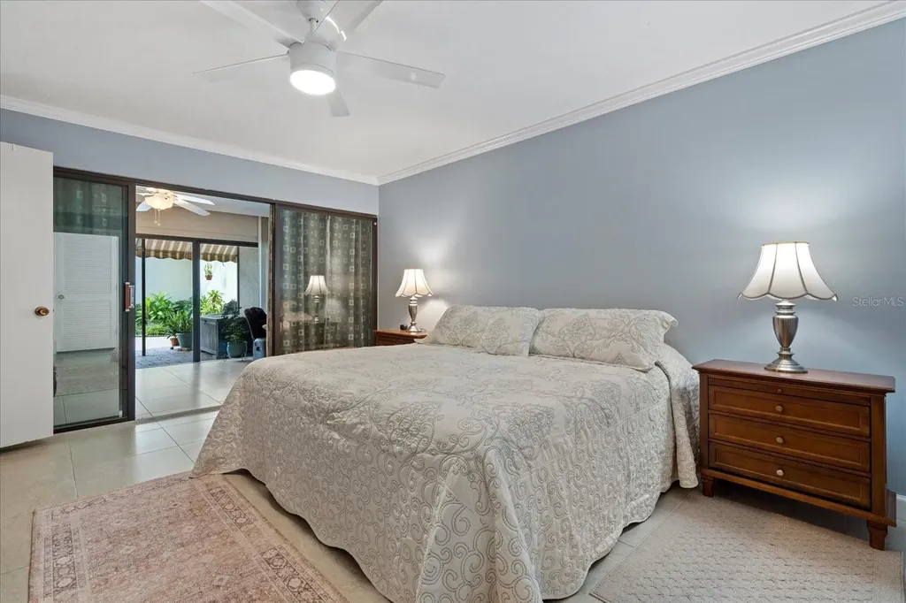3953 Glen Oaks Manor Drive Sarasota FL 34232