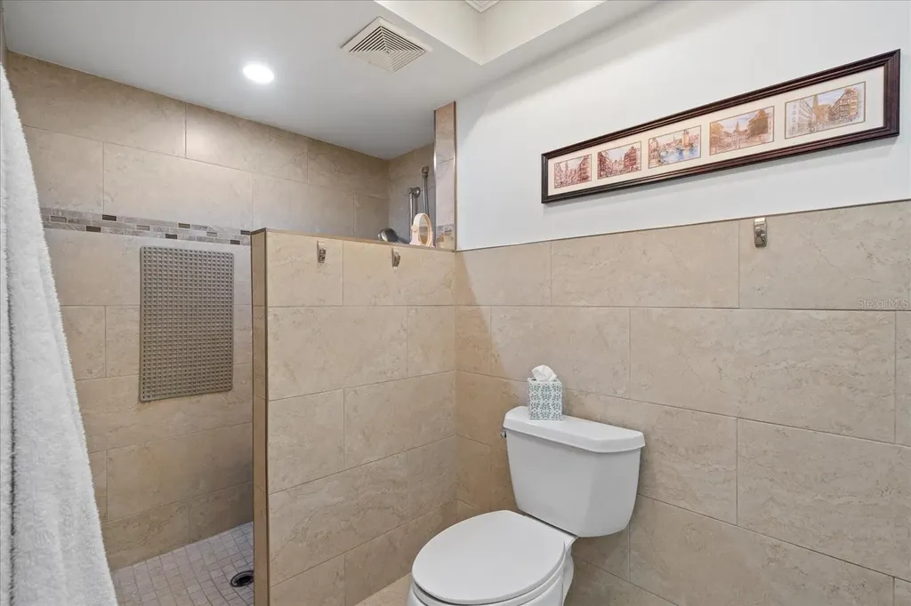3953 Glen Oaks Manor Drive Sarasota FL 34232