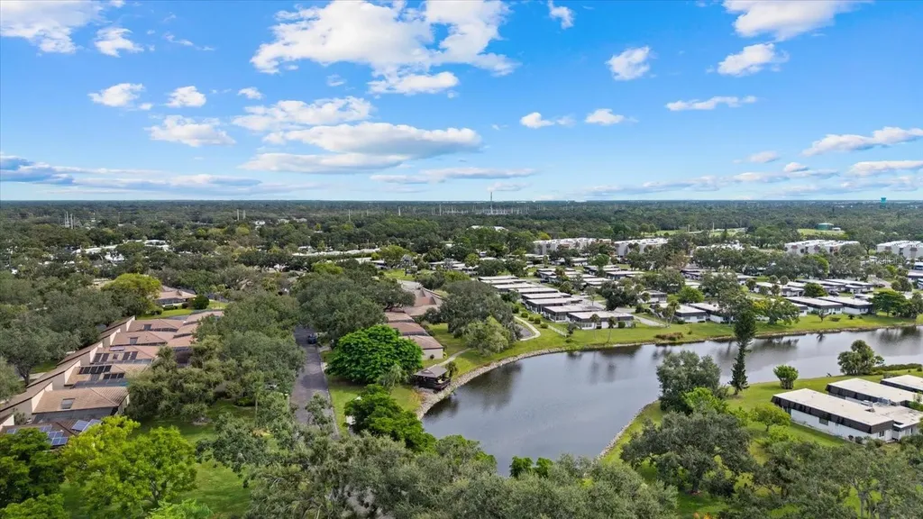 3953 Glen Oaks Manor Drive Sarasota FL 34232