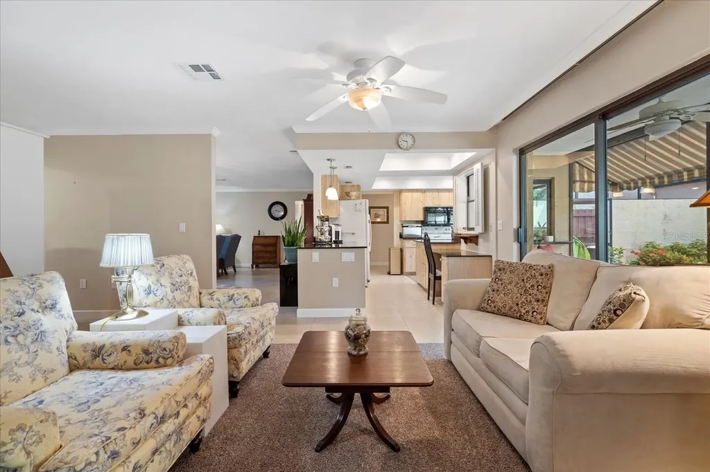 3953 Glen Oaks Manor Drive Sarasota FL 34232