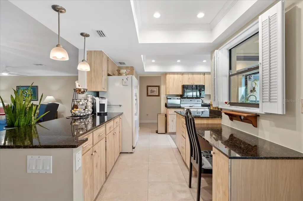 3953 Glen Oaks Manor Drive Sarasota FL 34232