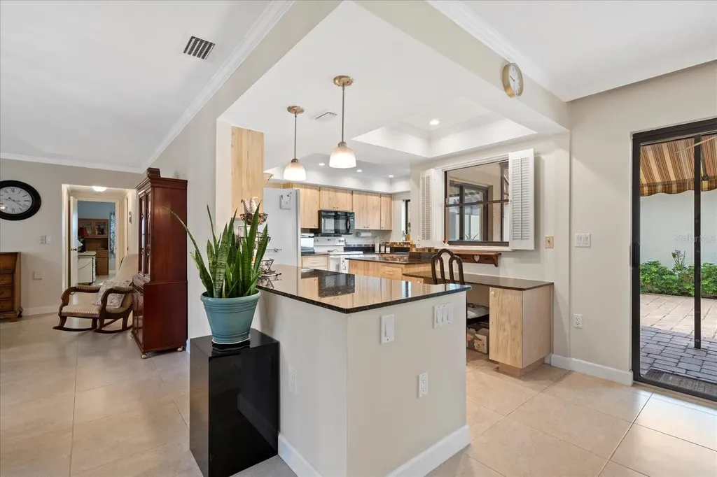 3953 Glen Oaks Manor Drive Sarasota FL 34232