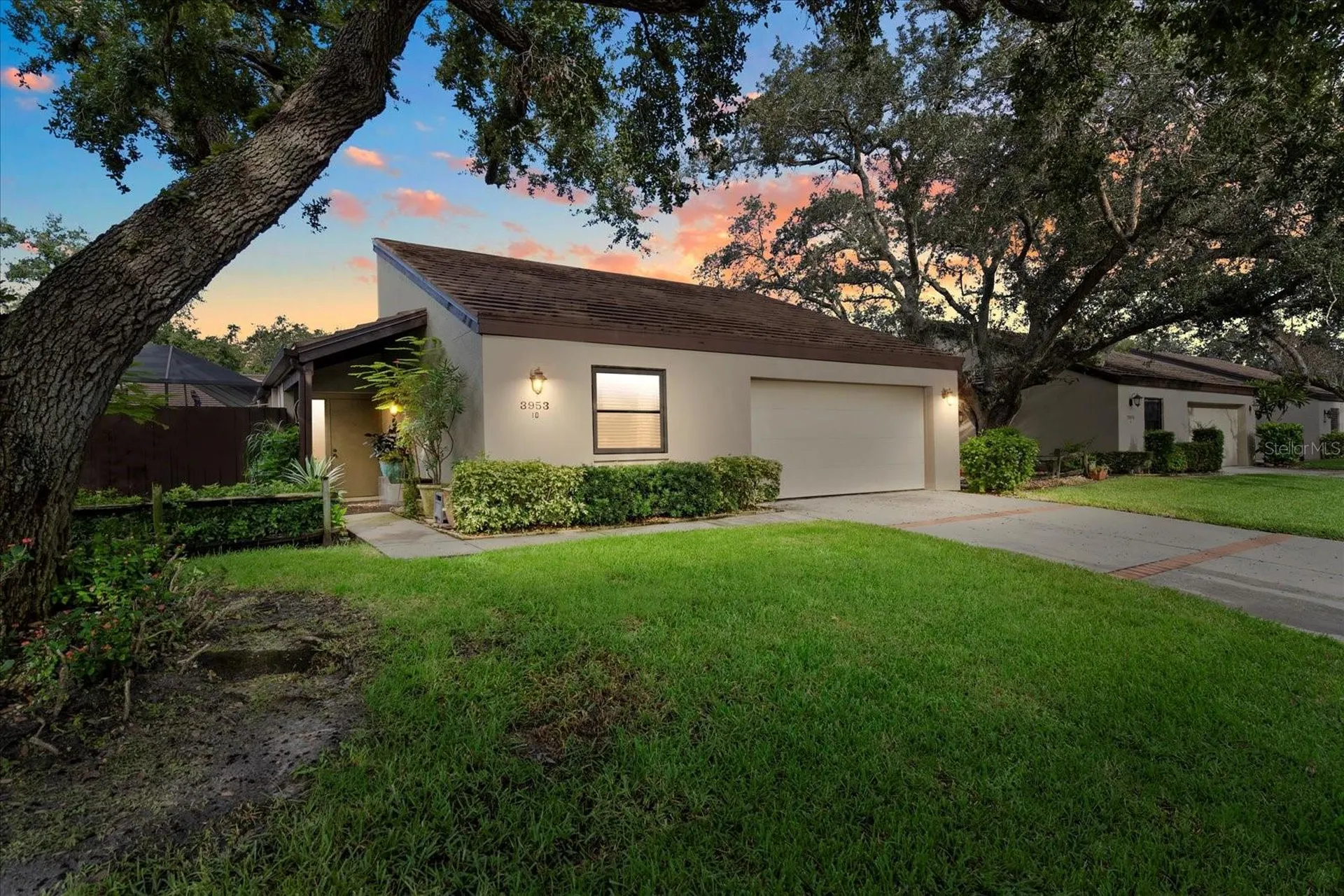 3953 Glen Oaks Manor Drive Sarasota FL 34232