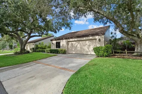 3953 Glen Oaks Manor Drive Sarasota FL 34232