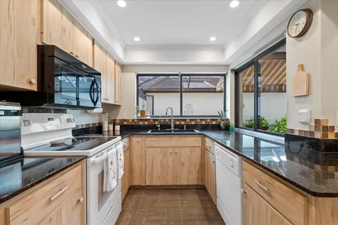 3953 Glen Oaks Manor Drive Sarasota FL 34232