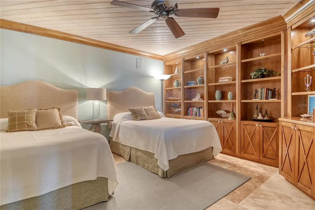 1300 Benjamin Franklin Drive Sarasota FL 34236