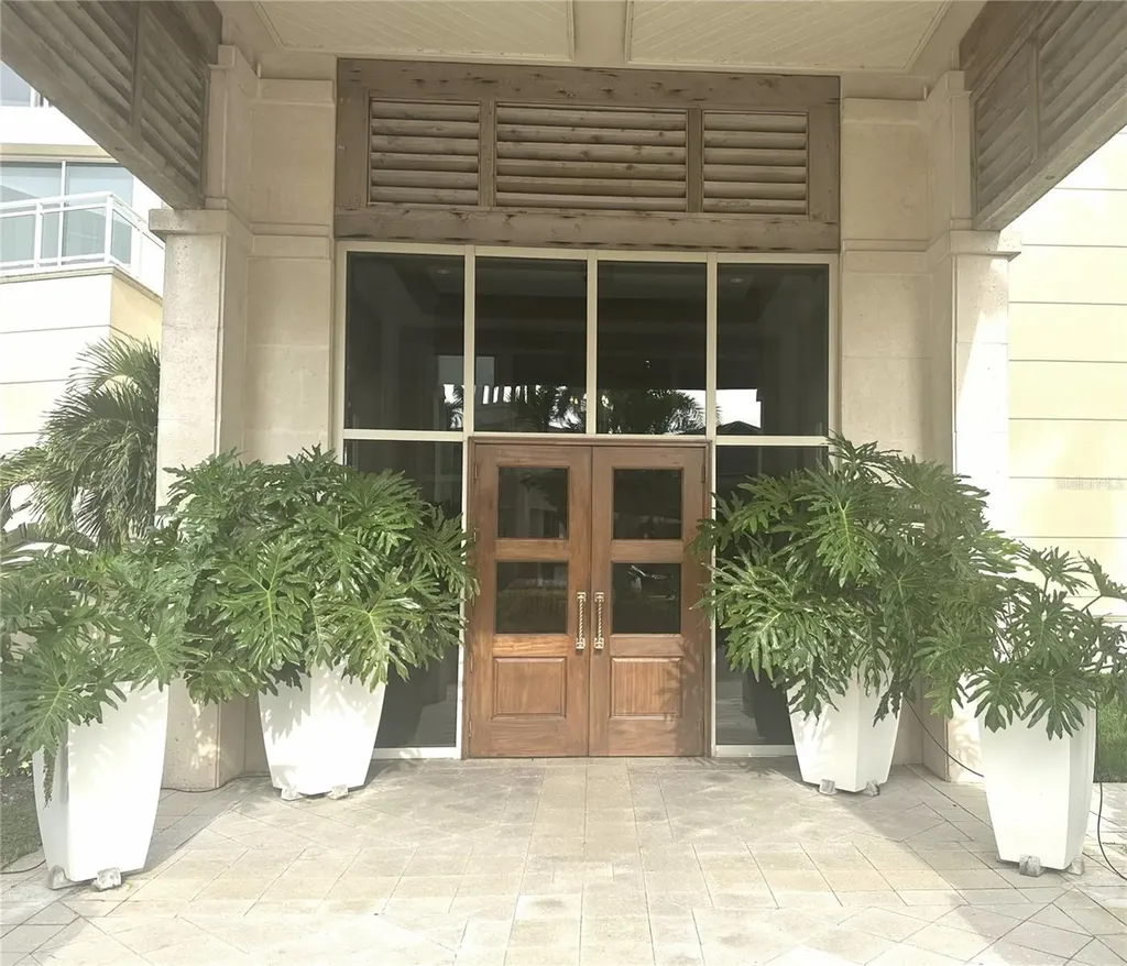 1300 Benjamin Franklin Drive Sarasota FL 34236
