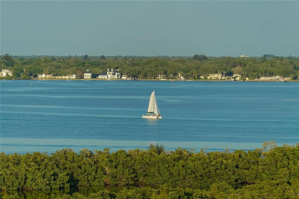 1300 Benjamin Franklin Drive Sarasota FL 34236