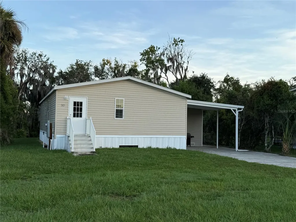 30 Seminole Path Wildwood FL 34785