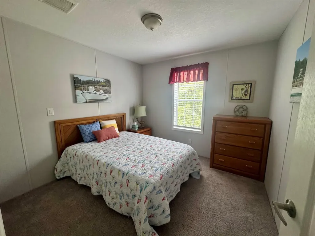 30 Seminole Path Wildwood FL 34785