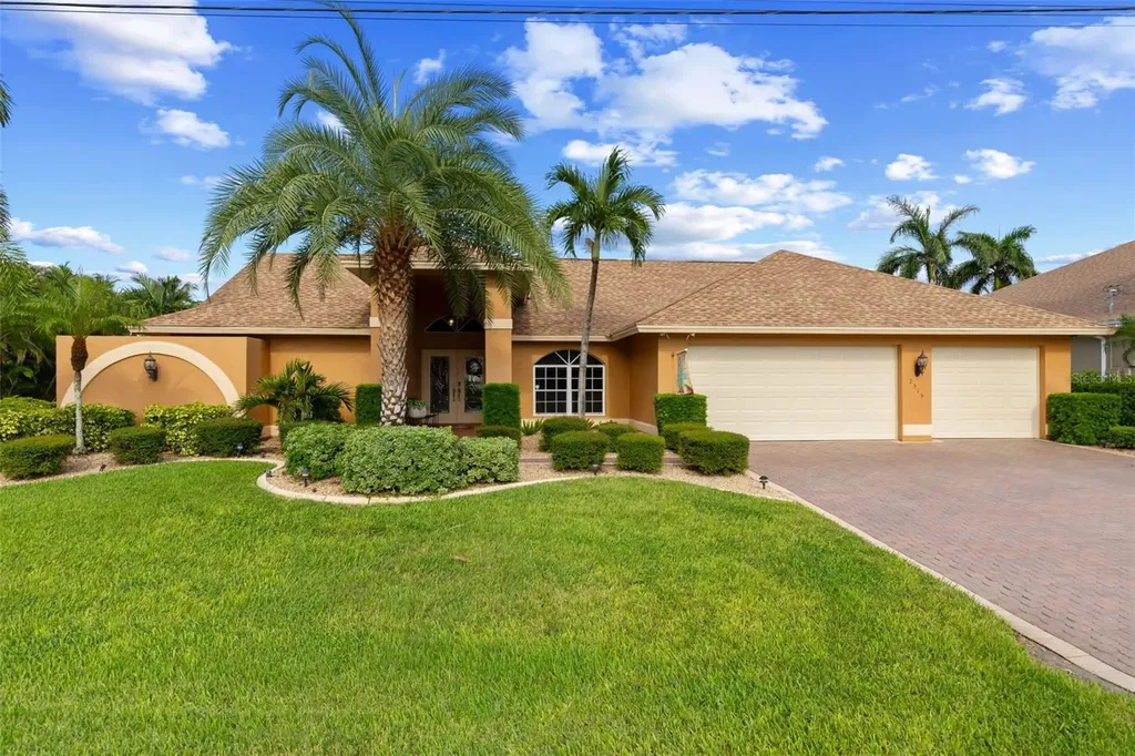 2515 SE 19th Avenue Cape Coral FL 33904