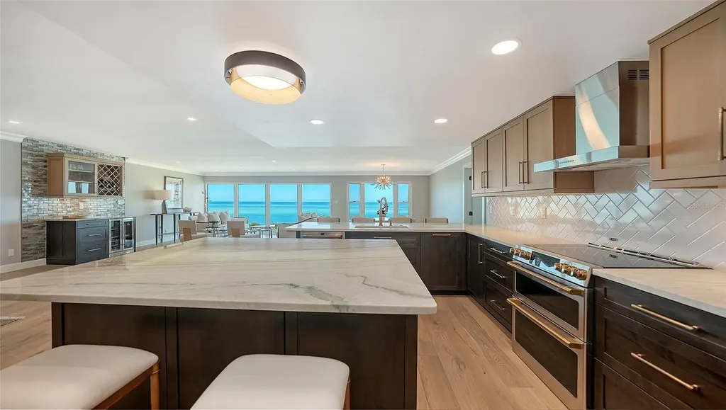 4708 Ocean Boulevard Sarasota FL 34242