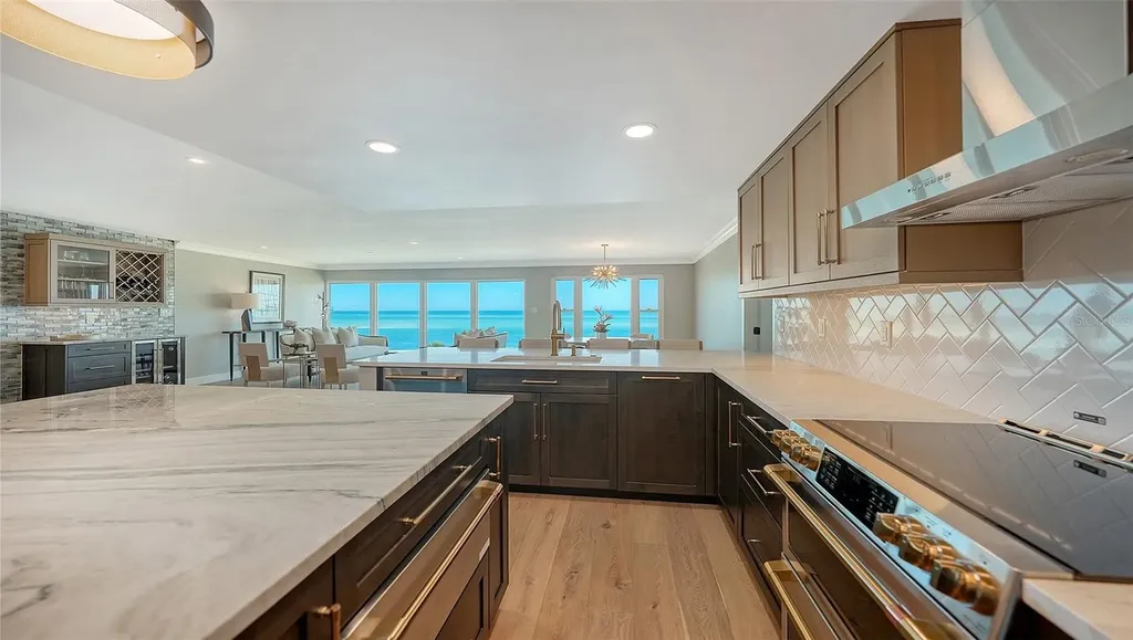 4708 Ocean Boulevard Sarasota FL 34242