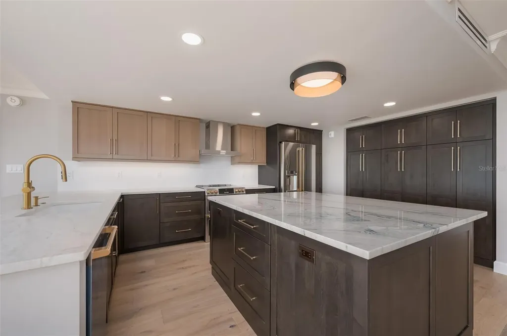 4708 Ocean Boulevard Sarasota FL 34242