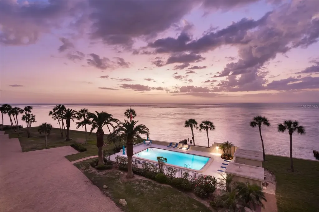 4708 Ocean Boulevard Sarasota FL 34242