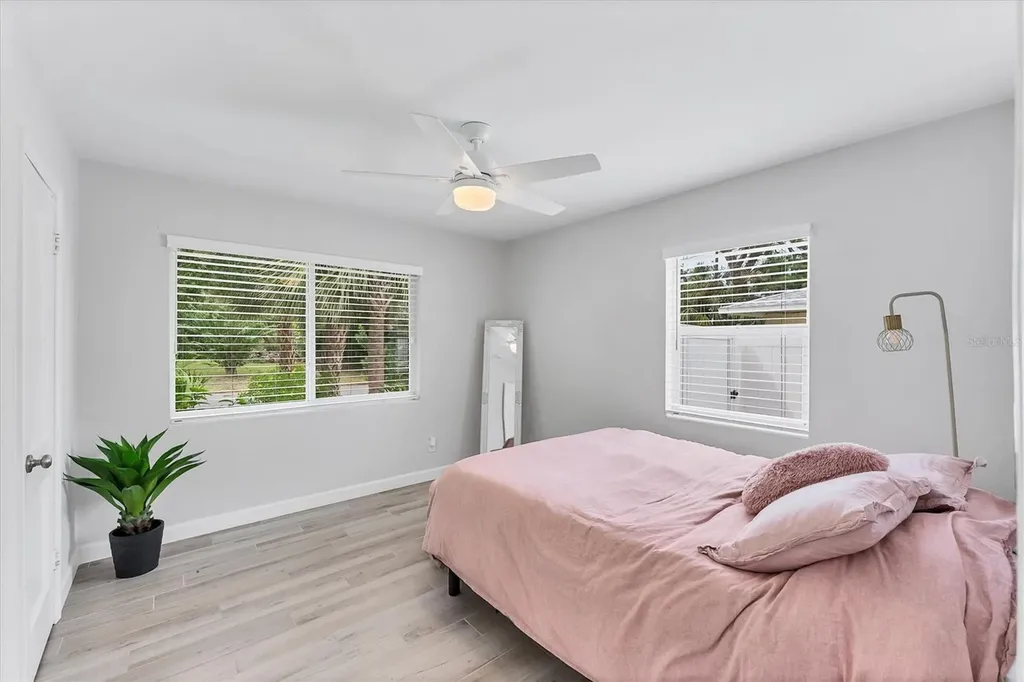 121 32nd Street W Bradenton FL 34205