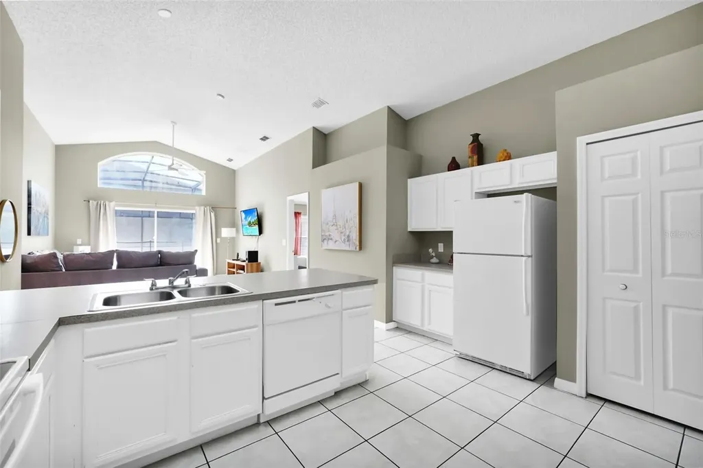153 Barefoot Beach Way Kissimmee FL 34746