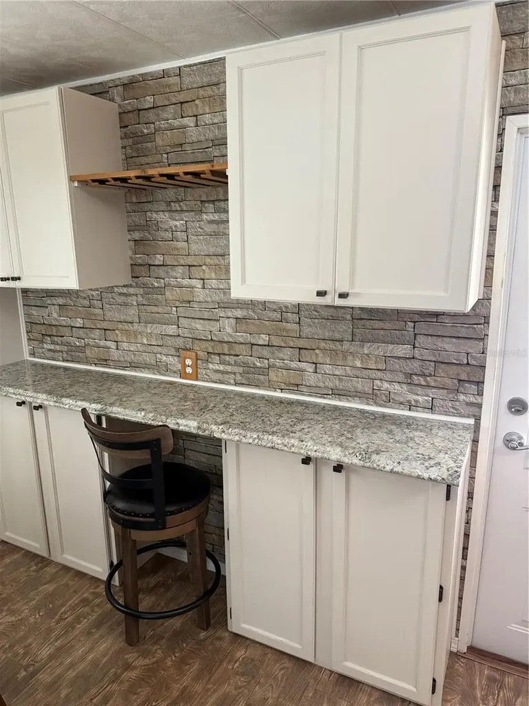 170 Paradise North Leesburg FL 34788