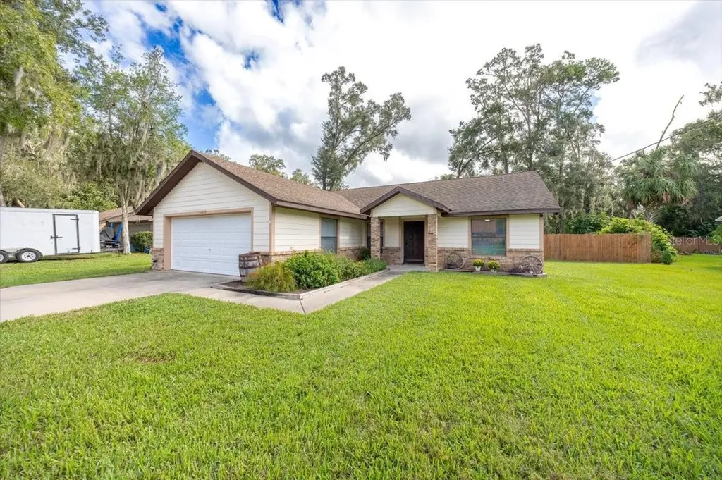 12443 SE 62nd Avenue Belleview FL 34420