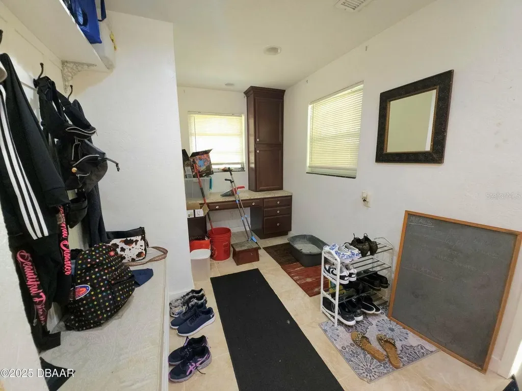 562 South Street Daytona Beach FL 32114