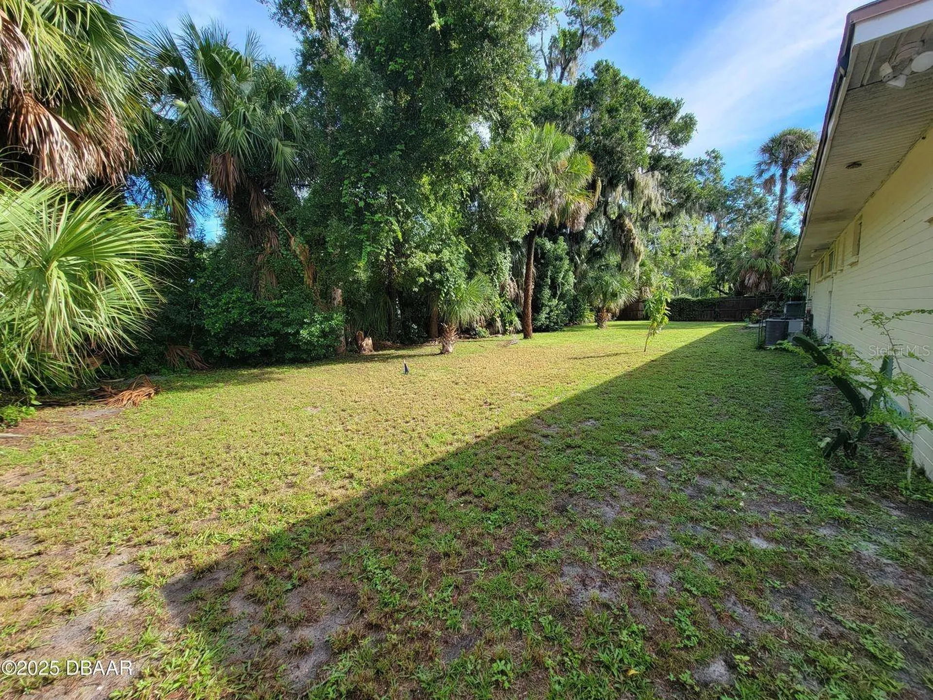 562 South Street Daytona Beach FL 32114