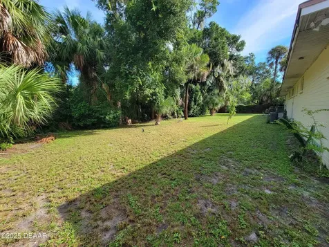 562 South Street Daytona Beach FL 32114