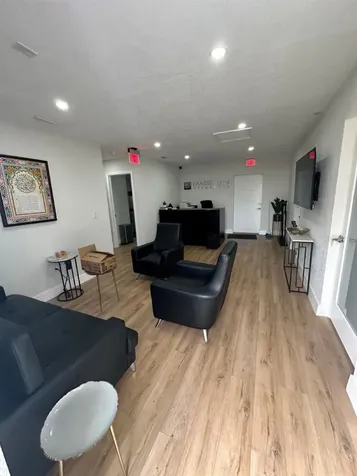 1314 S Semoran Boulevard Orlando FL 32807