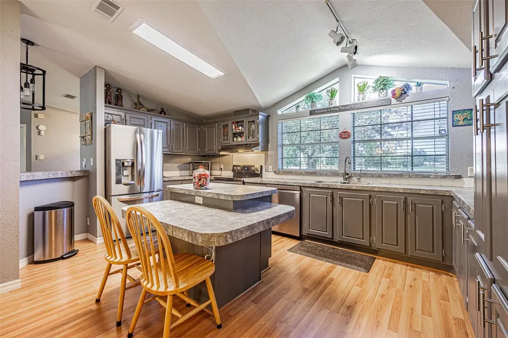 14010 Scales Road Wimauma FL 33598