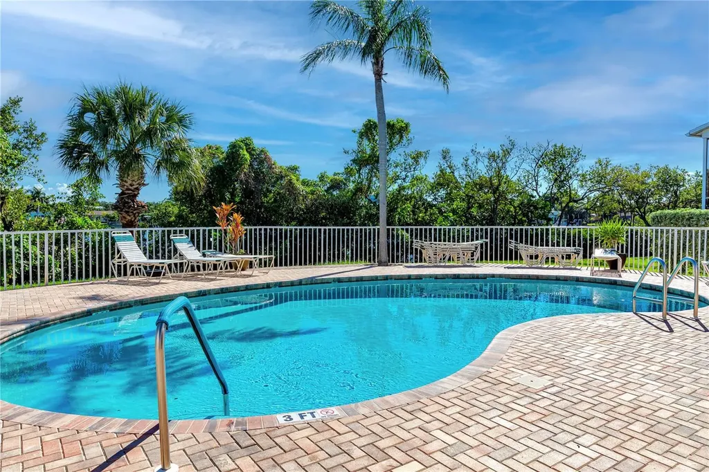816 Hidden Harbour Drive Indian Rocks Beach FL 33785
