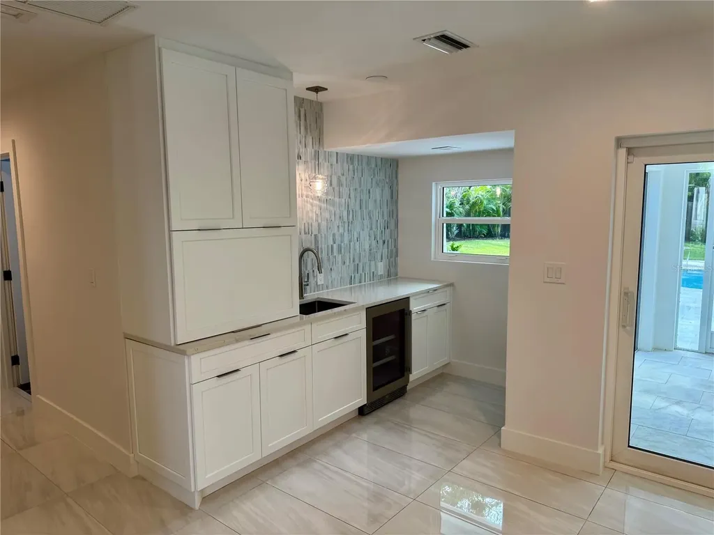 1359 Harbor Drive Sarasota FL 34239