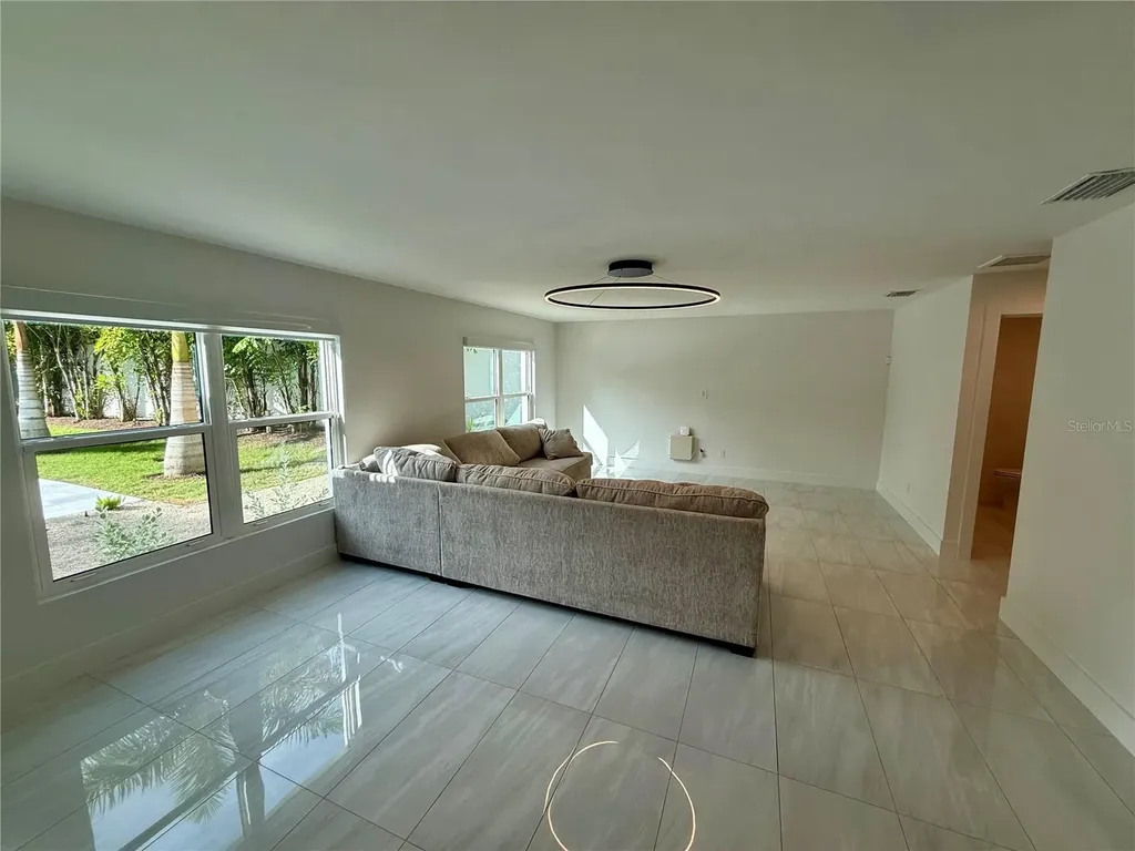 1359 Harbor Drive Sarasota FL 34239
