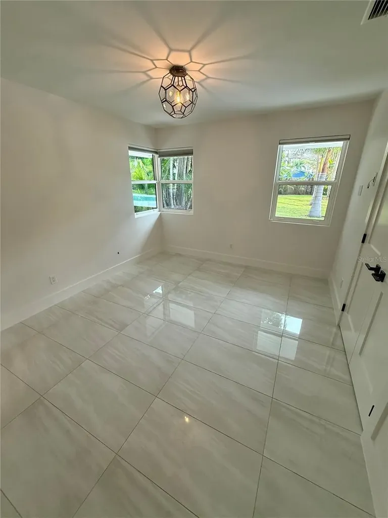 1359 Harbor Drive Sarasota FL 34239