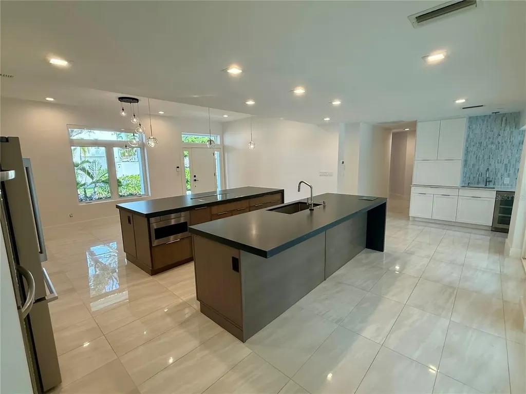 1359 Harbor Drive Sarasota FL 34239