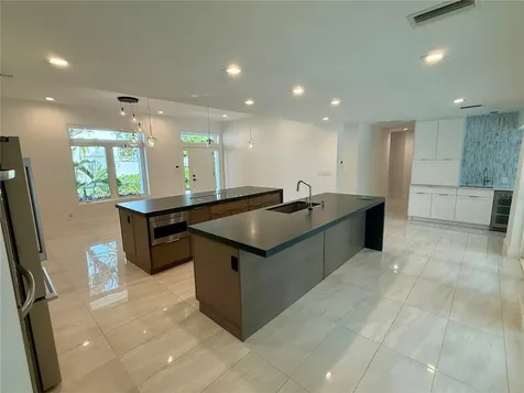 1359 Harbor Drive Sarasota FL 34239